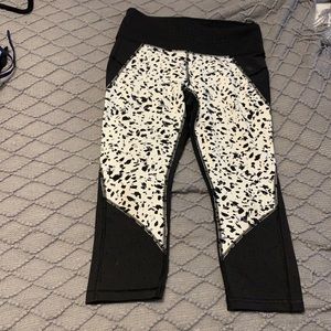 Athleta Cropped Leggings